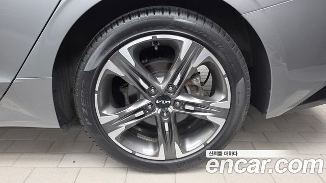 Kia K5 (III) 2.0 Prestige 2022 — фото 21