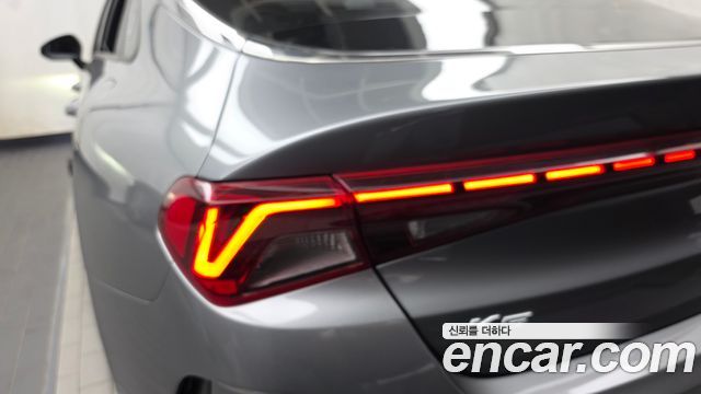 Kia K5 (III) 2.0 Prestige 2022 — фото 23