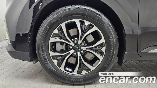 Kia Carnival (IV) Gasoline 11-Seater Signature 2023 — фото 5