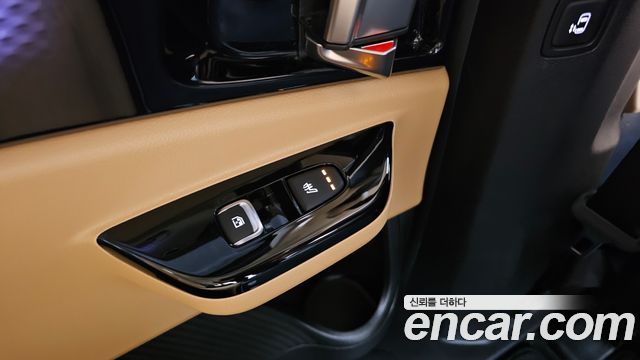 Kia Carnival (IV) Gasoline 11-Seater Signature 2023 — фото 28