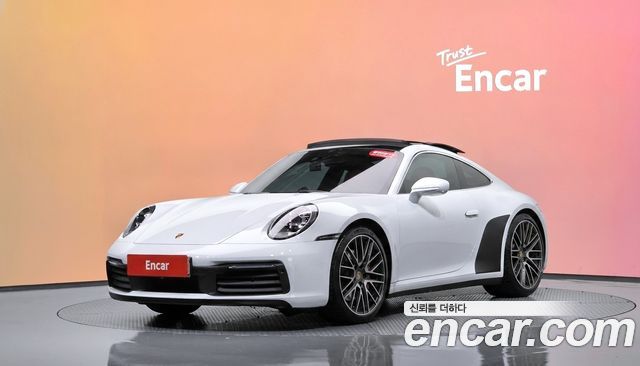 Porsche 911 (992) Carrera 4S