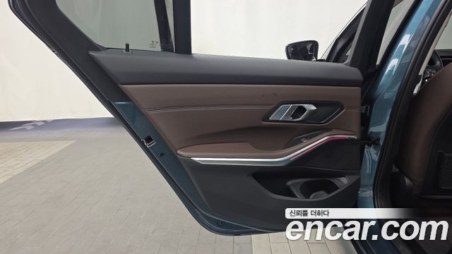 BMW 3 Series (G20) 320i Luxury 2021 — фото 25