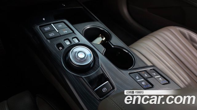 Kia K8 Hybrid Signature 2023 — фото 9