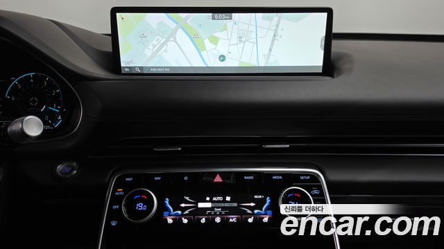 Genesis GV80 3.0 Diesel AWD 2022 — фото 13