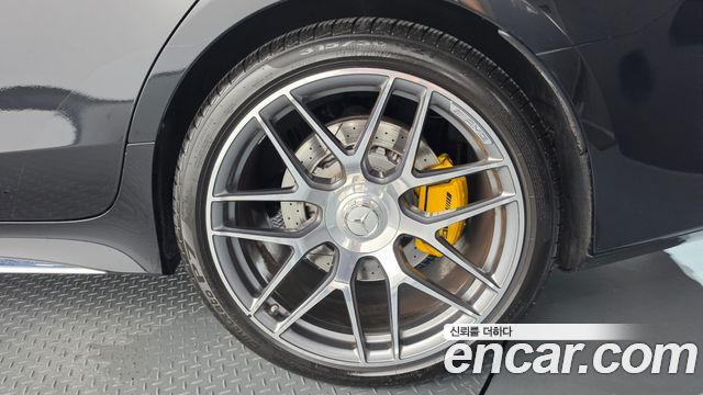 Mercedes-Benz AMG GT 4Door 43 4MATIC+ Dynamic 2023 — фото 21
