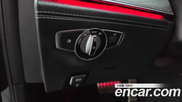Mercedes-Benz AMG GT 4Door 43 4MATIC+ Dynamic 2023 — фото 37