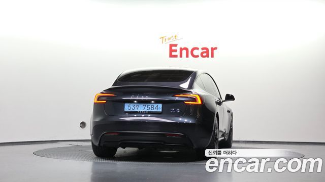 Tesla Model 3 Performance AWD 2026 — фото 4