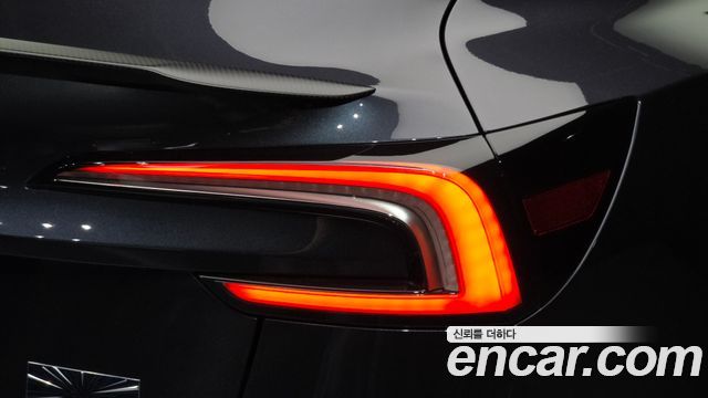 Tesla Model 3 Performance AWD 2026 — фото 29