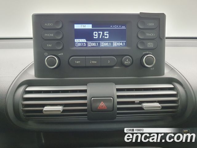 Hyundai Casper The Essential Light 2024 — фото 11
