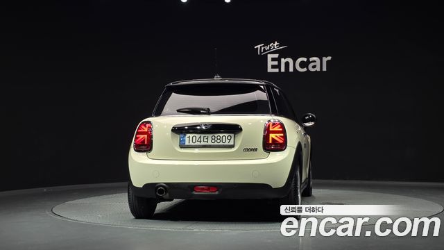 MINI Cooper Standard Third Generation 2020 — фото 4
