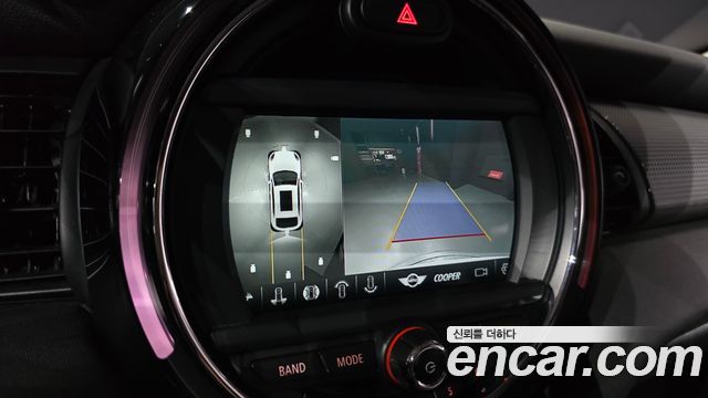 MINI Cooper Standard Third Generation 2020 — фото 14