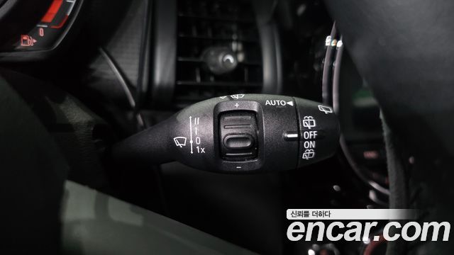 MINI Cooper Standard Third Generation 2020 — фото 18