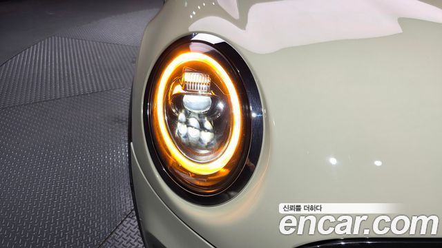 MINI Cooper Standard Third Generation 2020 — фото 22