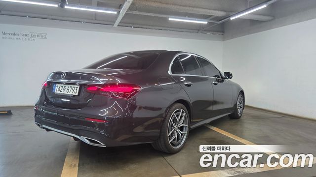 Mercedes-Benz E-Class (W213) E220d 4MATIC AMG Line 2022 — фото 2