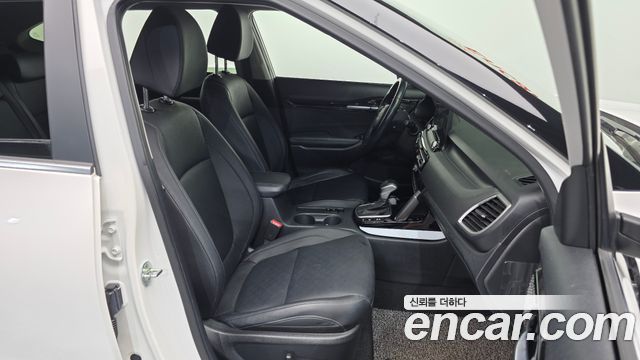 Kia Seltos Gasoline 1.6 Turbo 2WD Signature 2023 — фото 11