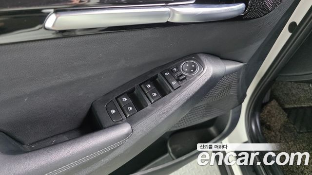 Kia Seltos Gasoline 1.6 Turbo 2WD Signature 2023 — фото 17