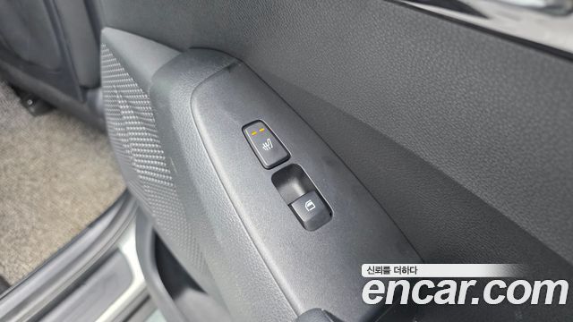 Kia Seltos Gasoline 1.6 Turbo 2WD Signature 2023 — фото 29