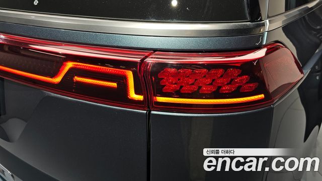 Kia Carnival (IV) Gasoline 9-Seater Signature 2023 — фото 23