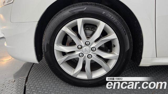 Peugeot 508 1.6 e-HDi Active First Generation 2015 — фото 5