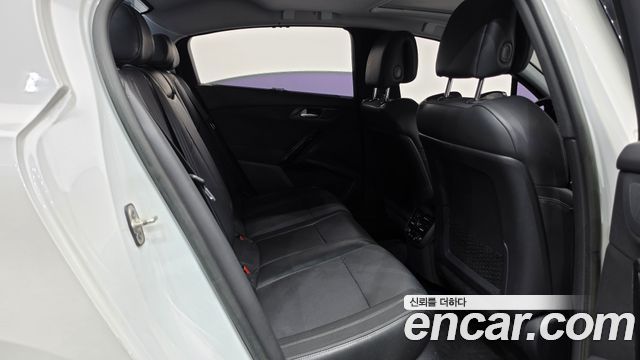 Peugeot 508 1.6 e-HDi Active First Generation 2015 — фото 12