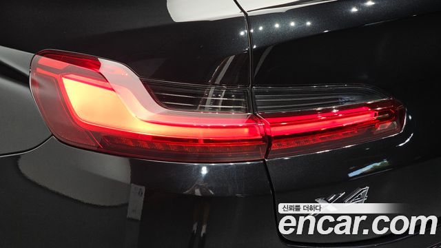 BMW X4 (G02) xDrive20i xLine 2021 — фото 23