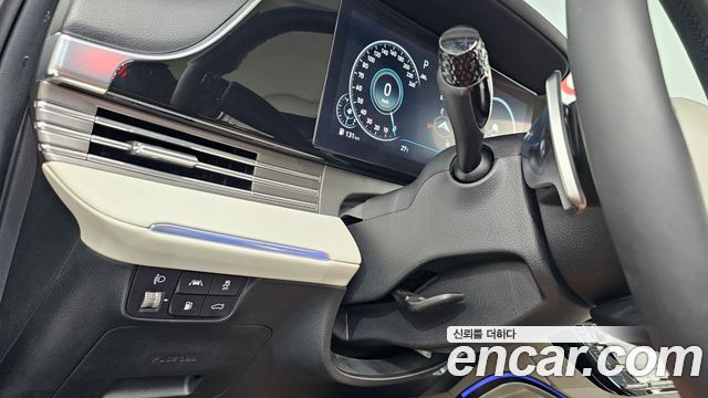 Hyundai Grandeur (IG) 2.5 Le Blanc 2023 — фото 20