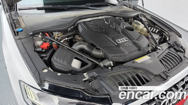 Audi A8 (D5) 55 TFSI Quattro LWB 2018 — фото 6