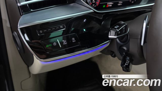 Audi A8 (D5) 55 TFSI Quattro LWB 2018 — фото 28