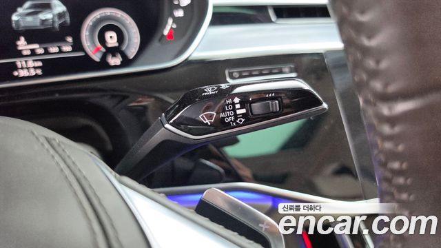 Audi A8 (D5) 55 TFSI Quattro LWB 2018 — фото 29