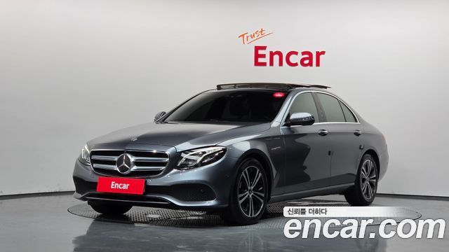 Mercedes-Benz E-Class (W213) E300 Avantgarde 2020 — фото 1