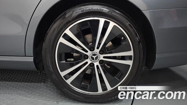 Mercedes-Benz E-Class (W213) E300 Avantgarde 2020 — фото 21