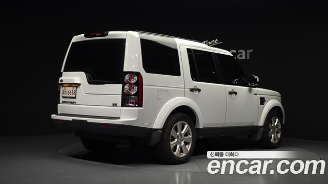 Land Rover Discovery 4 3.0 SDV6 SE 2015 — фото 2