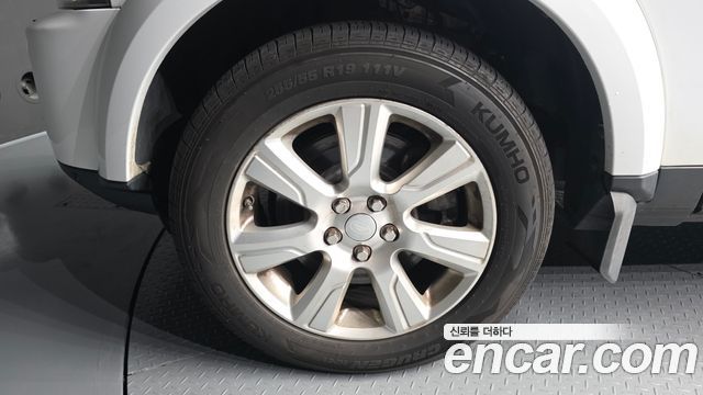 Land Rover Discovery 4 3.0 SDV6 SE 2015 — фото 5