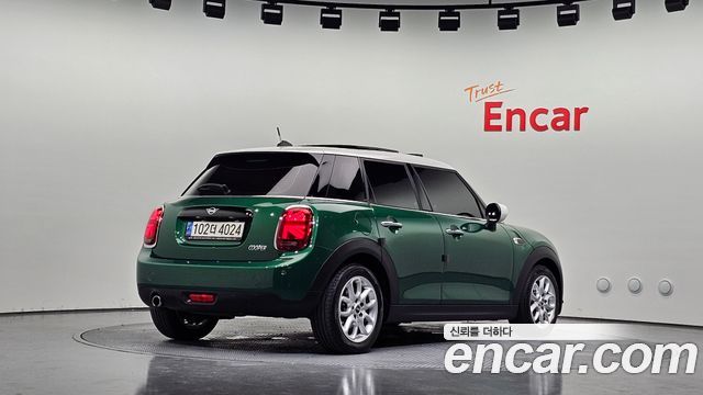 MINI Cooper 5Door HIGH 3rd 2021 — фото 2