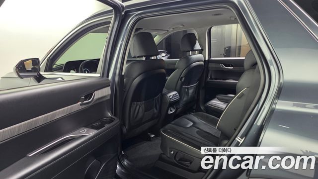 Hyundai Palisade Diesel 2.2 2WD Prestige 2023 — фото 26