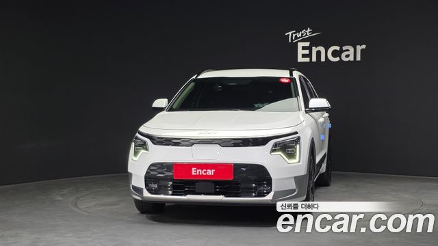 Kia Niro EV Air 2023 — фото 3