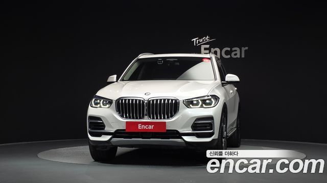 BMW X5 (G05) xDrive 40i xLine 2022 — фото 3