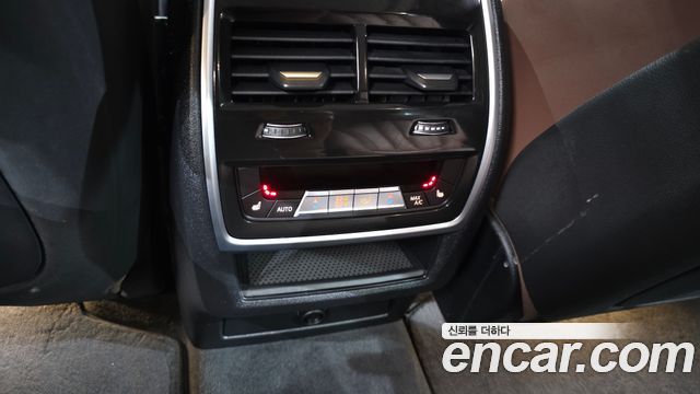 BMW X5 (G05) xDrive 40i xLine 2022 — фото 18