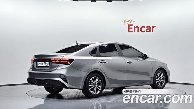 Kia K3 (II) 1.6 Prestige 2022 — фото 2