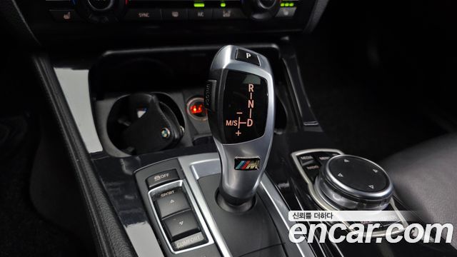 BMW 5 Series (F10) 520d xDrive M Aero Dynamic 2016 — фото 9