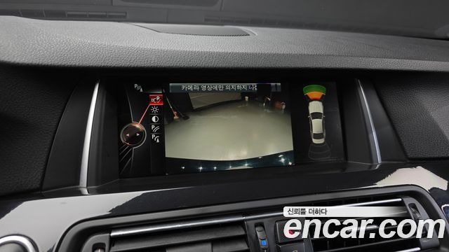 BMW 5 Series (F10) 520d xDrive M Aero Dynamic 2016 — фото 15