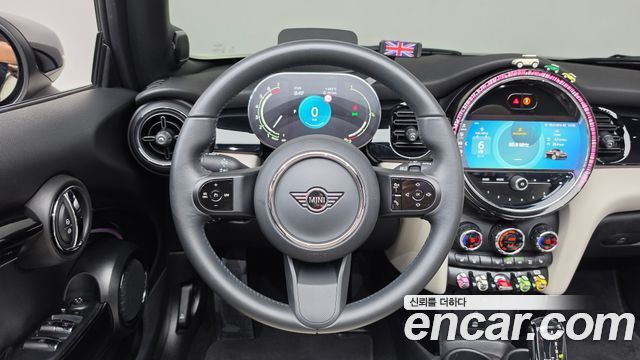 MINI Cooper S Convertible Classic Third Generation 2023 — фото 12