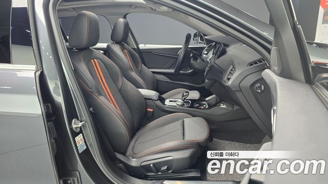BMW 1 Series (F40) 118d Sport 2020 — фото 10