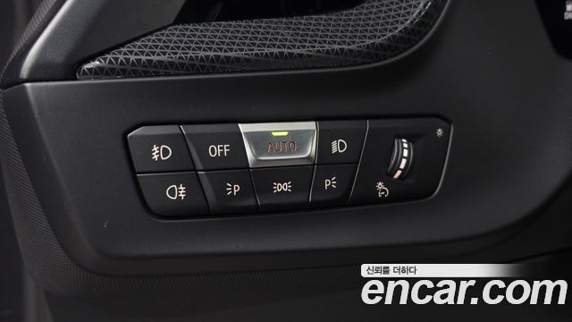 BMW 1 Series (F40) 118d Sport 2020 — фото 14