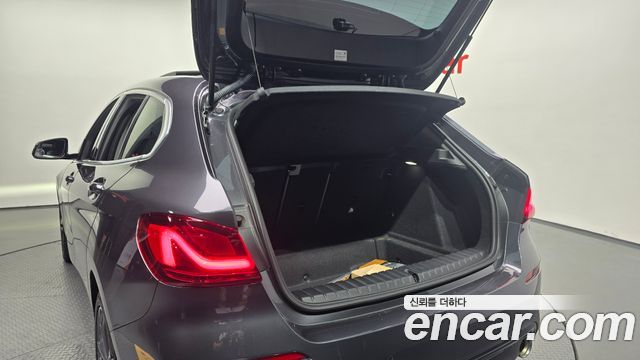 BMW 1 Series (F40) 118d Sport 2020 — фото 18