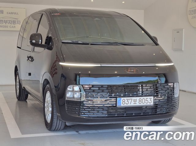 Hyundai Staria Cargo 5-Seater Modern 2023 — фото 2
