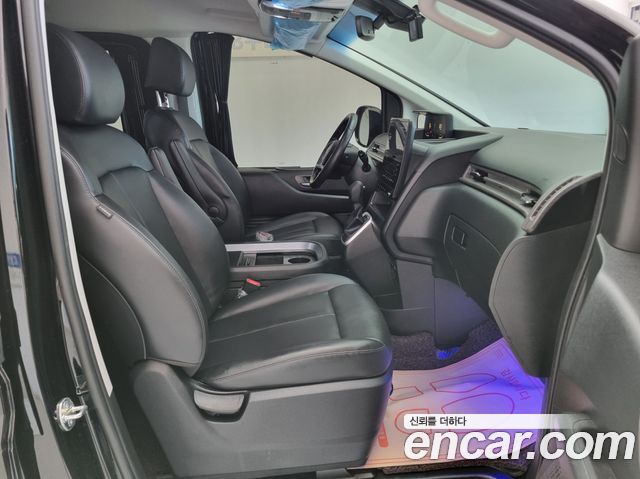 Hyundai Staria Cargo 5-Seater Modern 2023 — фото 17
