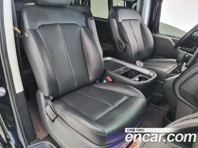 Hyundai Staria Cargo 5-Seater Modern 2023 — фото 19