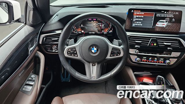 BMW 5 Series (G30) 530i M Sport Package 2023 — фото 17