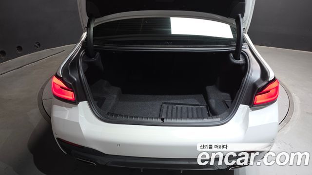 BMW 5 Series (G30) 530i M Sport Package 2023 — фото 40
